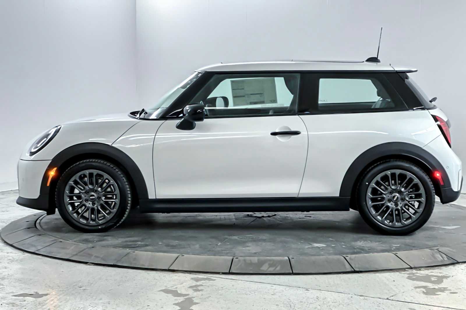 Thumbnail: 2026 MINI Cooper Hardtop - 5