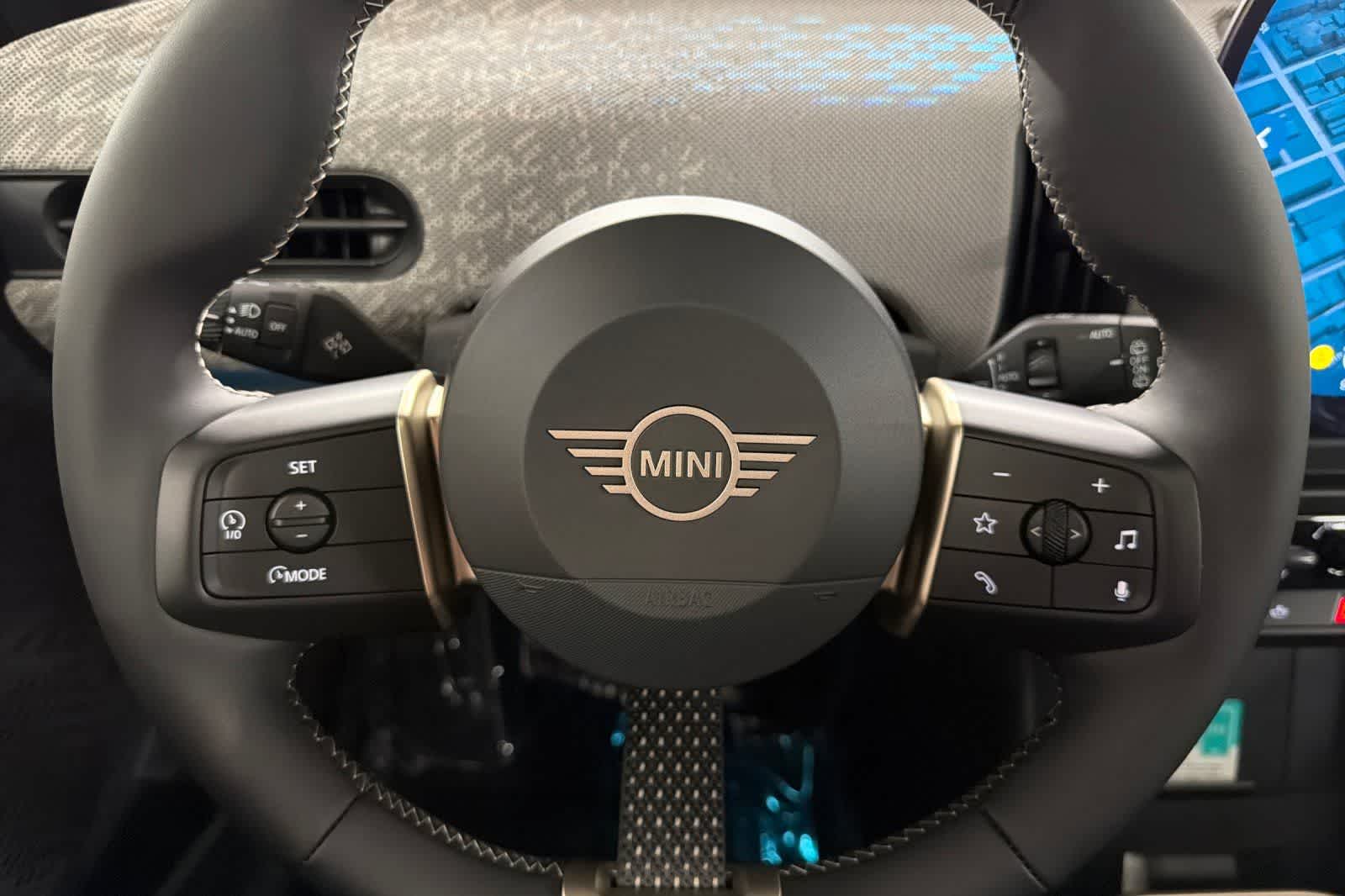 Thumbnail: 2026 MINI Cooper Hardtop - 24