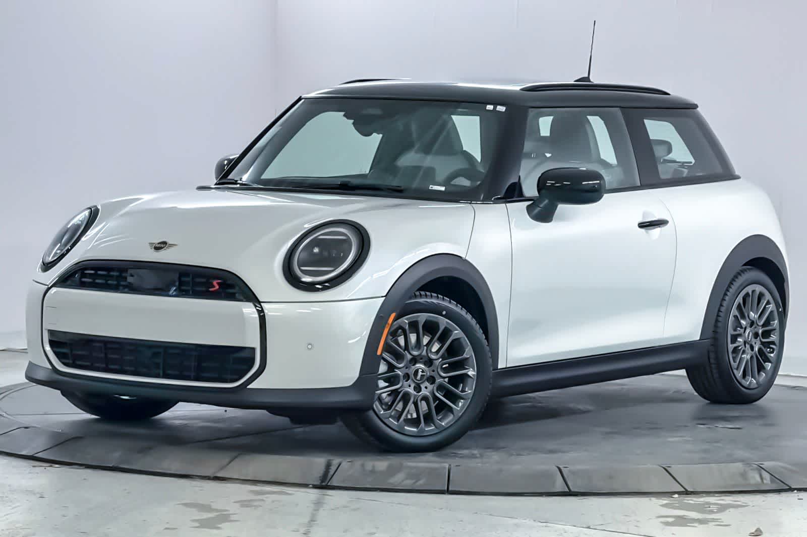 Thumbnail: 2026 MINI Cooper Hardtop - 1