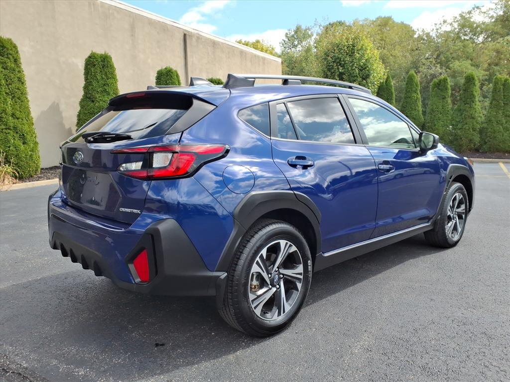 2024 Subaru Crosstrek Premium photo 3