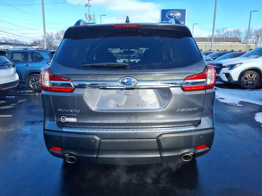 Used 2022 Subaru Ascent Premium 7-Passenger SUV