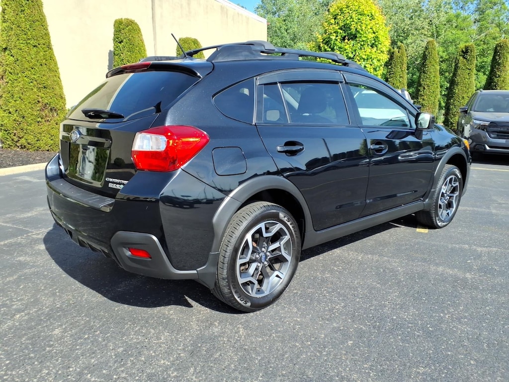 Used 2016 Subaru Crosstrek 2.0i Premium SUV