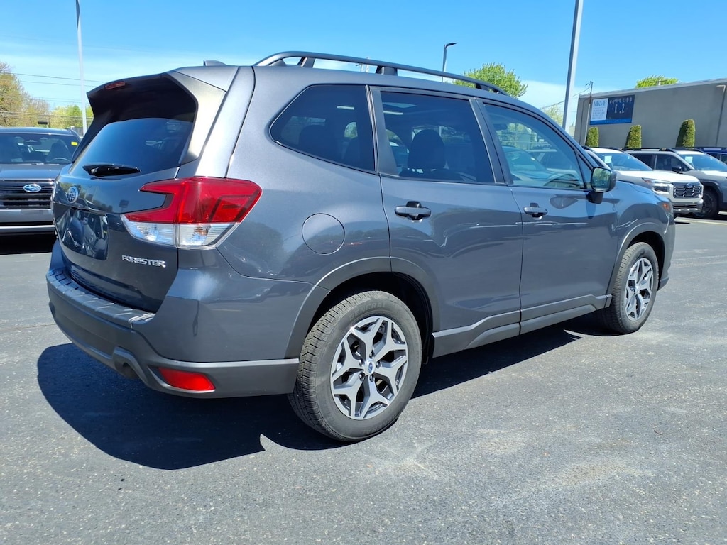Used 2022 Subaru Forester Premium SUV