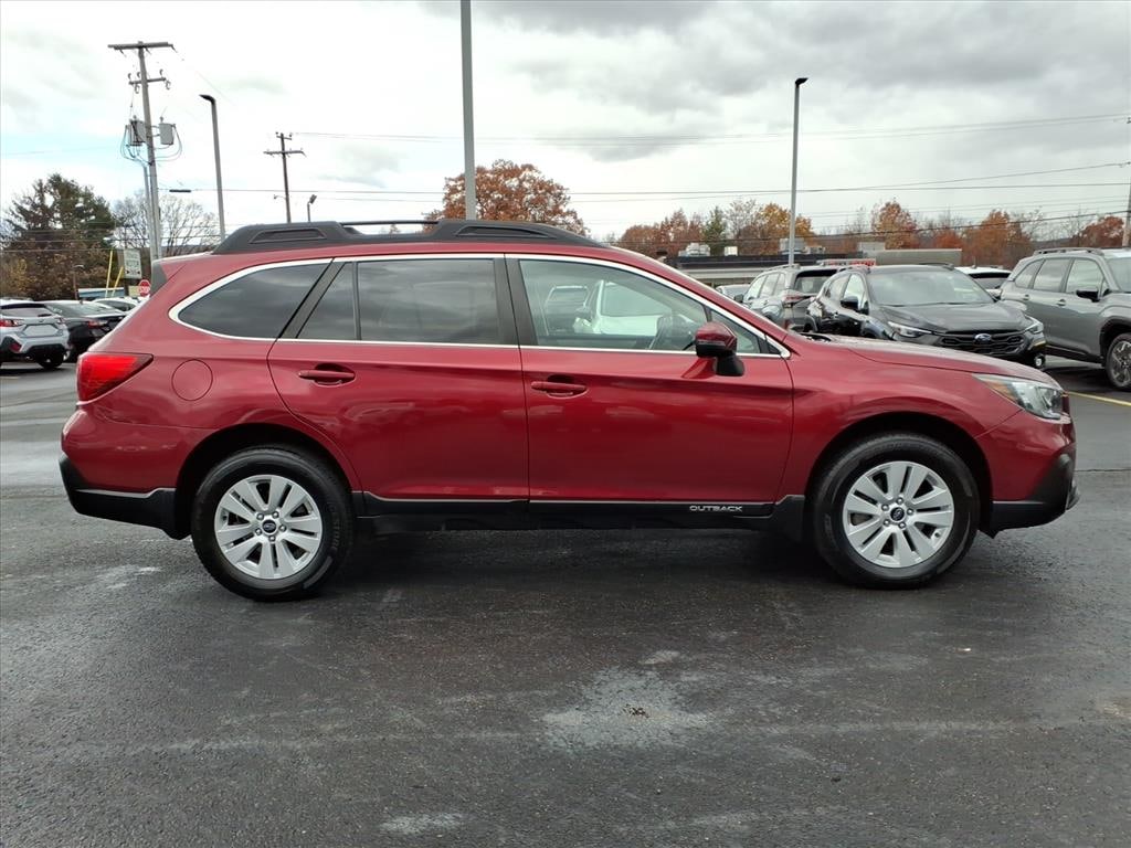 Used 2018 Subaru Outback 2.5i Premium with SUV