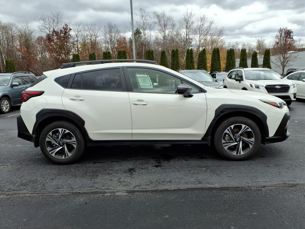 2024 Subaru Crosstrek Premium photo 2
