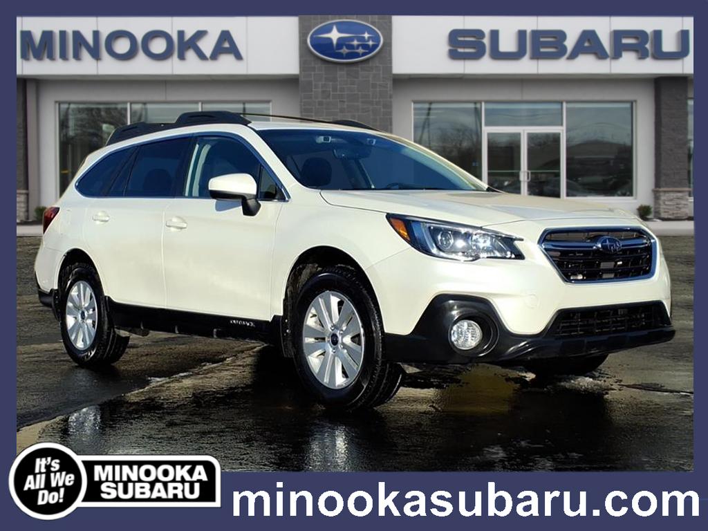 2019 Subaru Outback Premium's photo