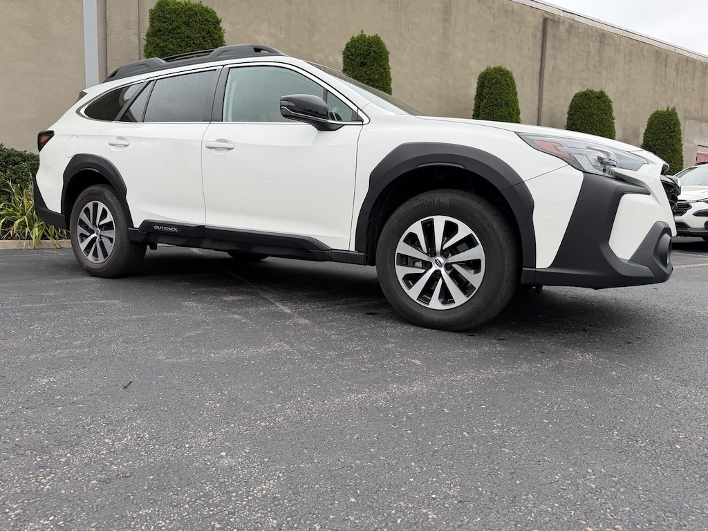 Used 2024 Subaru Outback Premium SUV