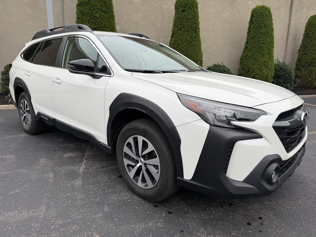 Used 2024 Subaru Outback Premium SUV