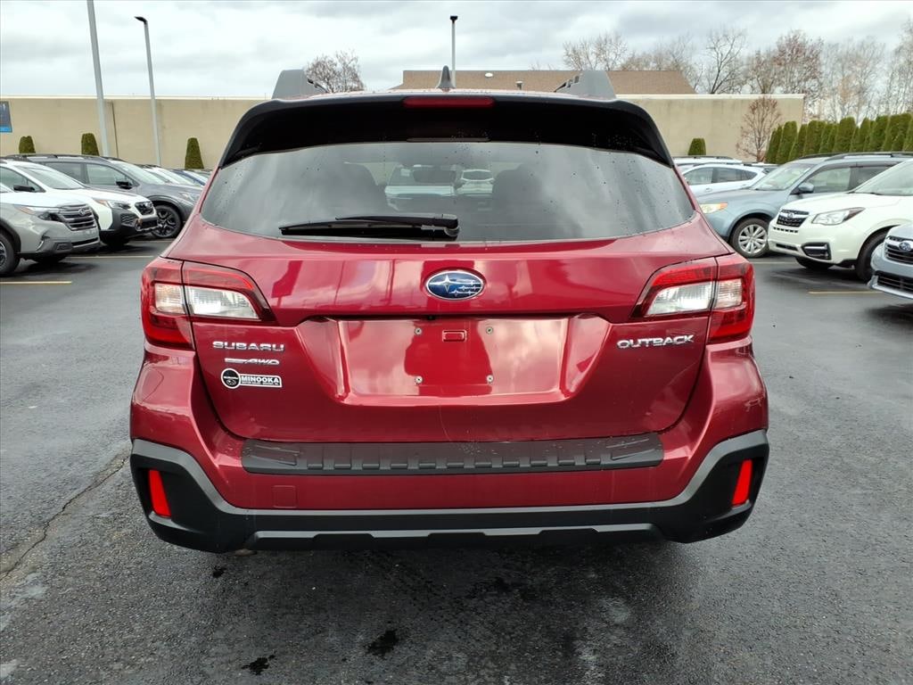 Used 2018 Subaru Outback 2.5i Premium with SUV