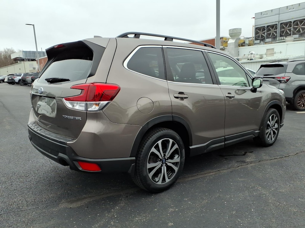Used 2023 Subaru Forester Limited SUV