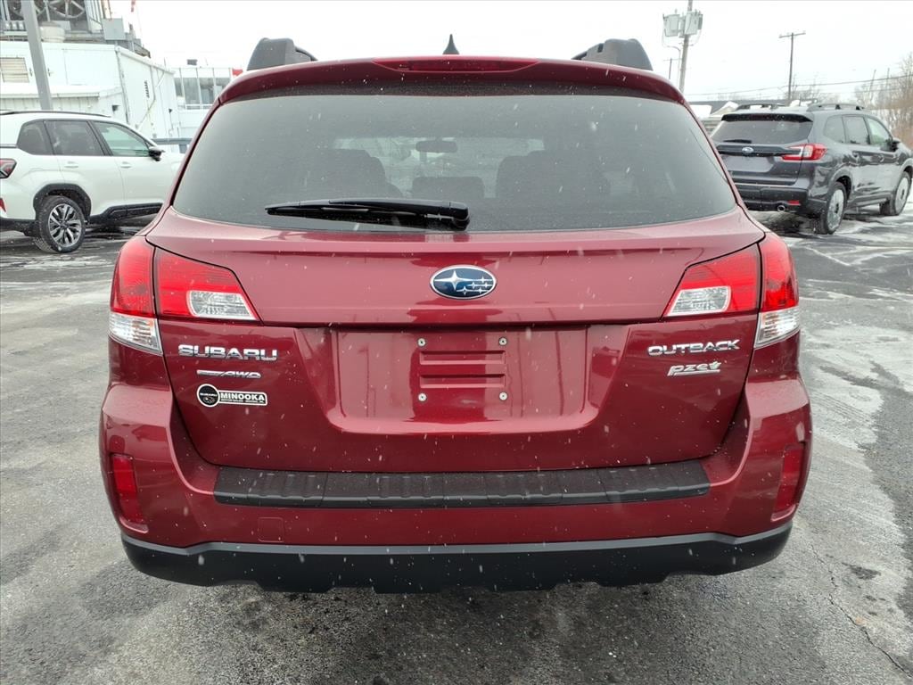 Used 2013 Subaru Outback 2.5i Limited (CVT) SUV