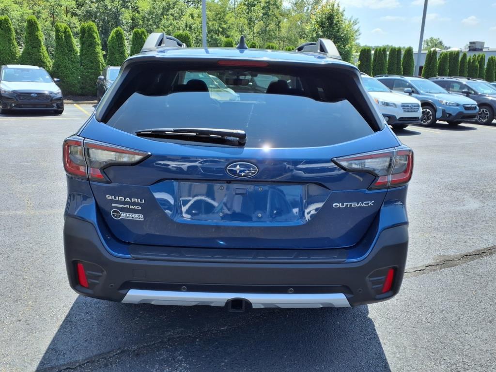 2022 Subaru Outback Limited photo 4