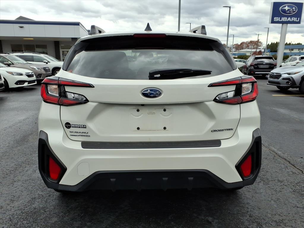 2024 Subaru Crosstrek Premium photo 4