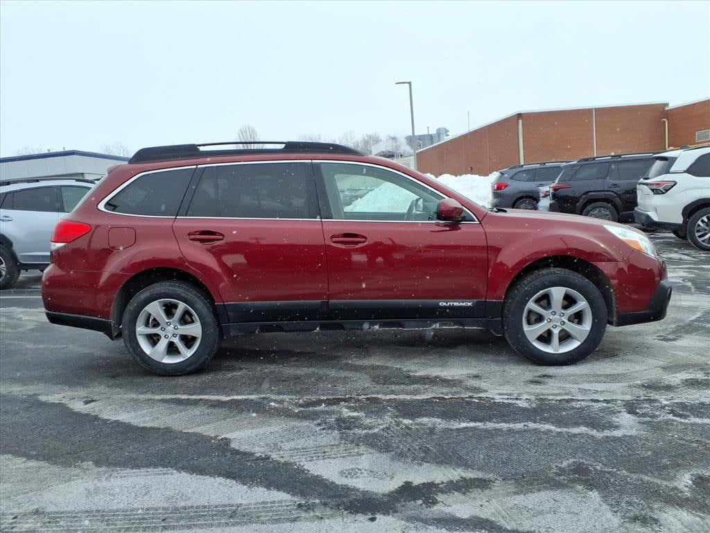 Used 2013 Subaru Outback 2.5i Limited (CVT) SUV