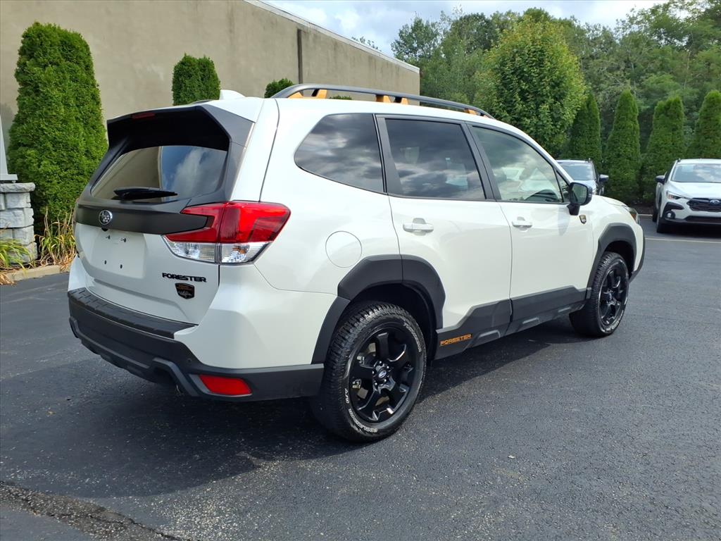 2022 Subaru Forester Wilderness photo 2