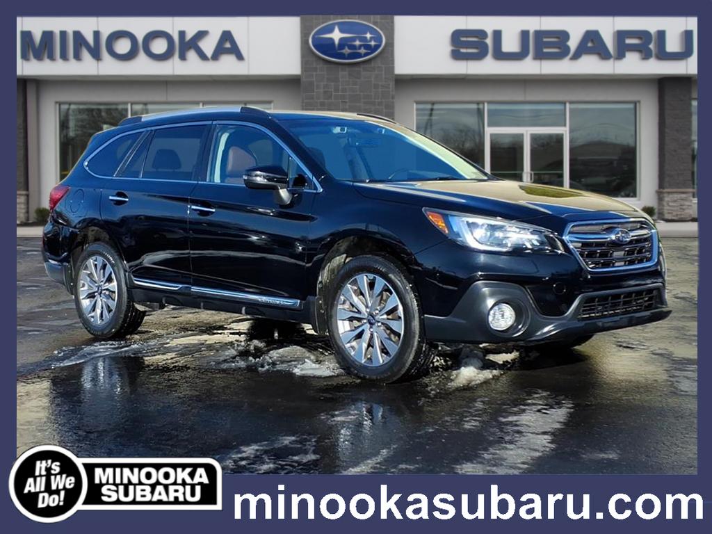 2019 Subaru Outback Touring's photo