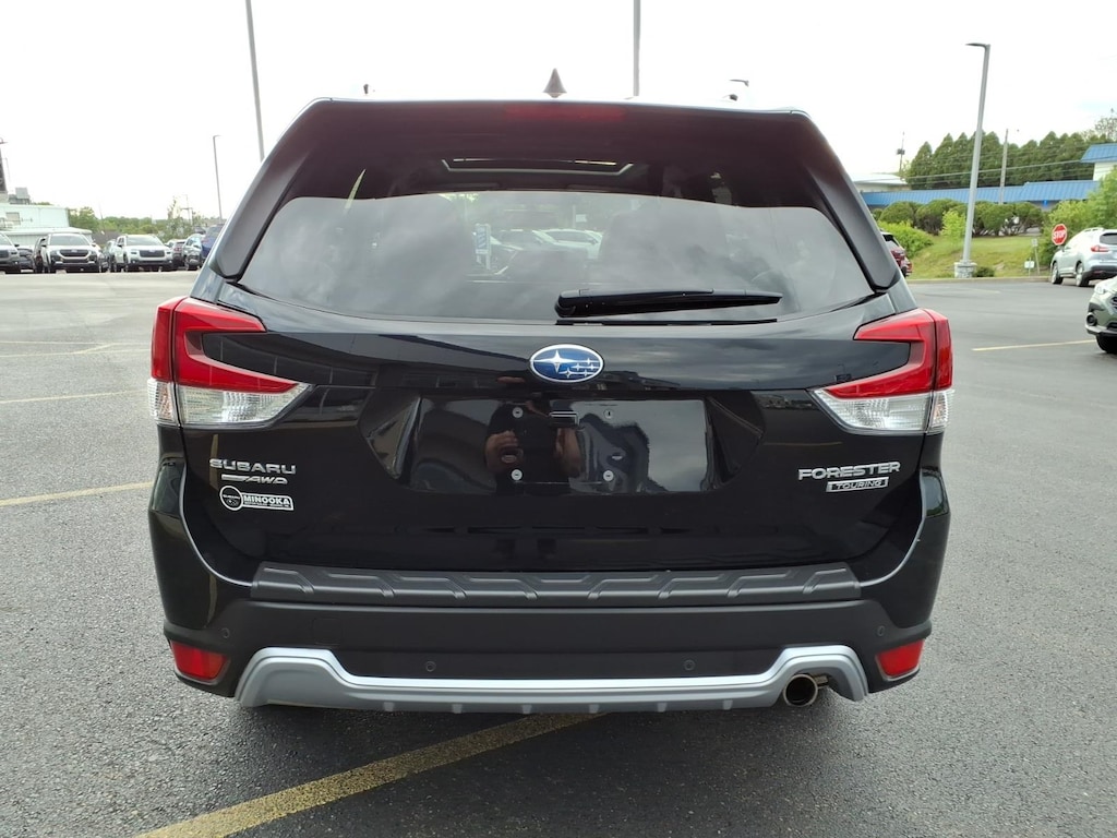 Used 2024 Subaru Forester Touring SUV