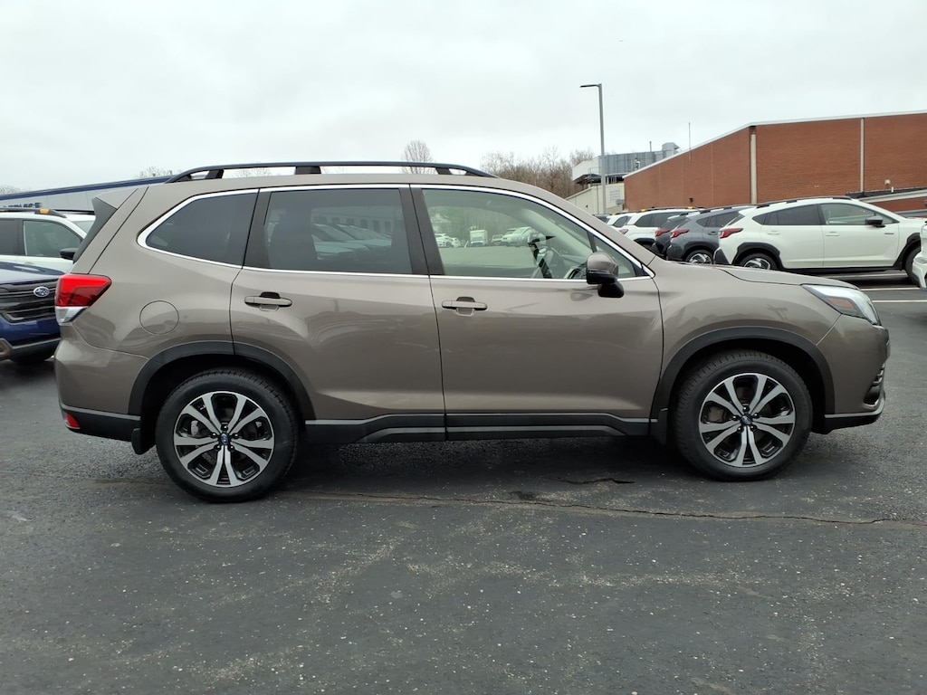 Used 2023 Subaru Forester Limited SUV