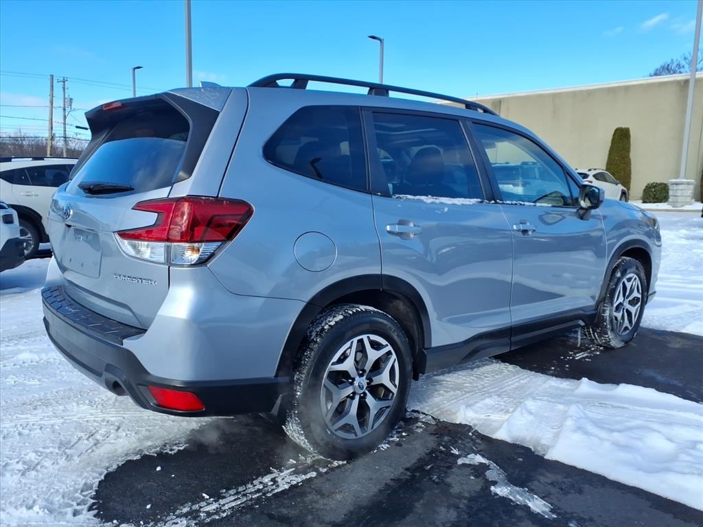 Used 2023 Subaru Forester Premium SUV