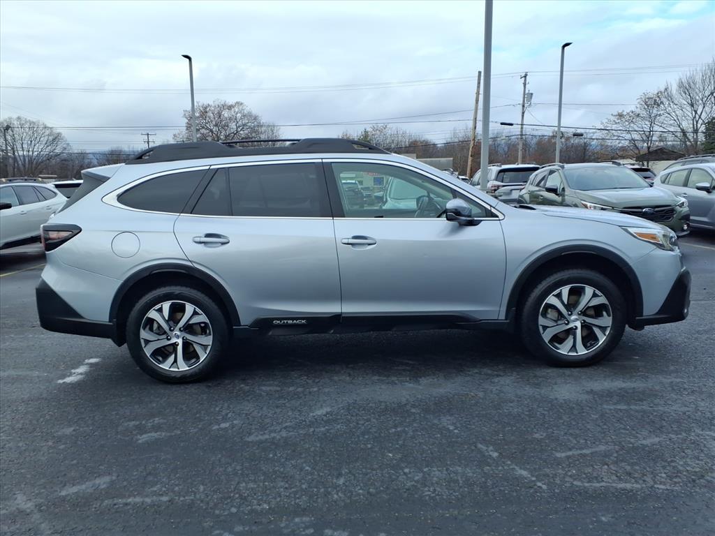 2021 Subaru Outback Limited photo 2