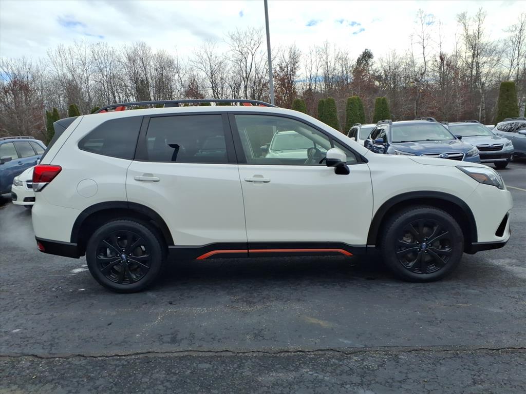 2024 Subaru Forester Sport photo 2