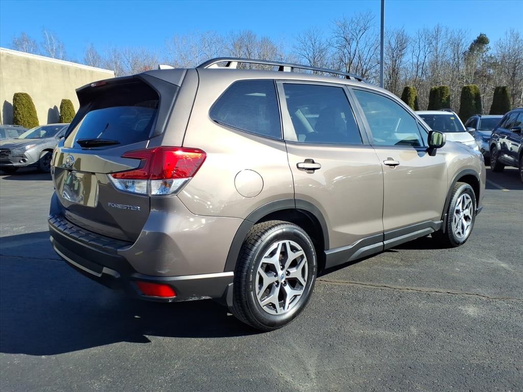 Used 2023 Subaru Forester Premium SUV