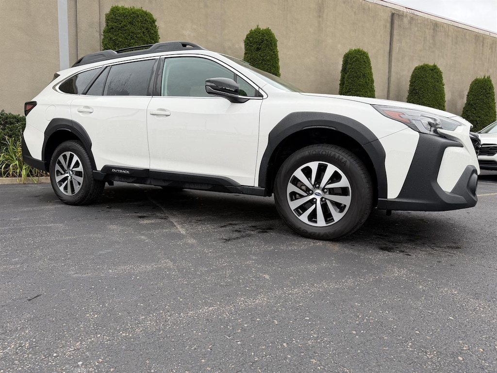 Used 2024 Subaru Outback Premium SUV