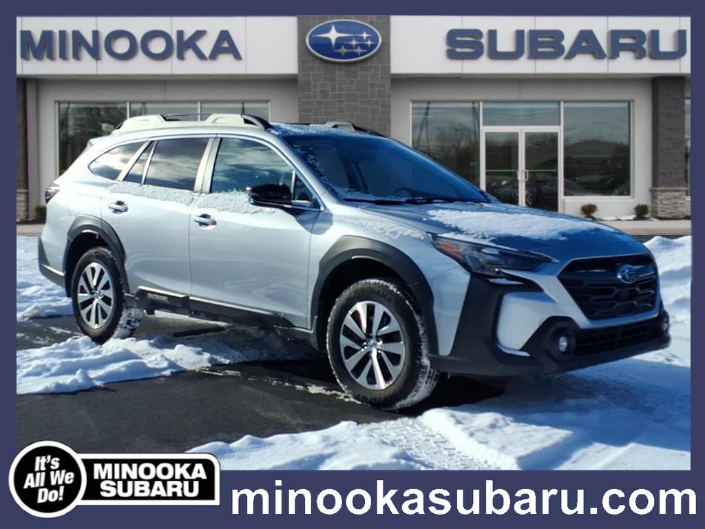 2025 Subaru Outback Premium's photo