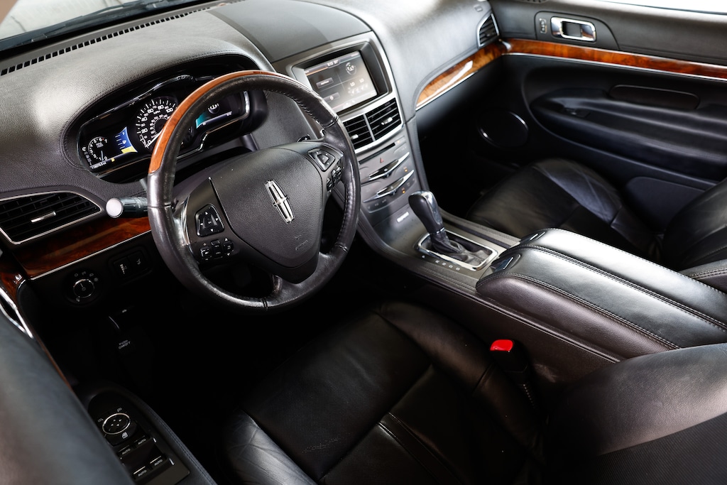 Used 2013 Lincoln MKT For Sale at Mint Auto Sales VIN 2LMHJ5FK0DBL58449