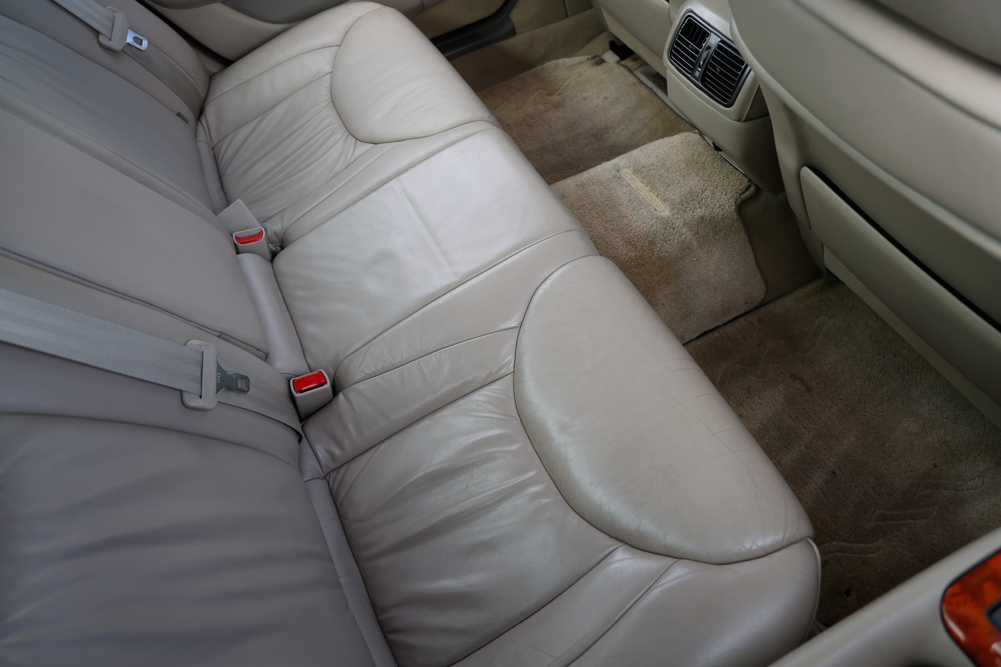 2000 Toyota Celsior JDM car for sale — photo 13 of 25