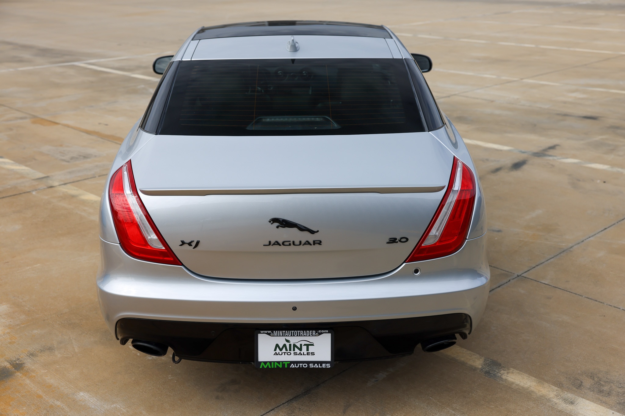 2019 Jaguar XJ R-Sport - Photo 14