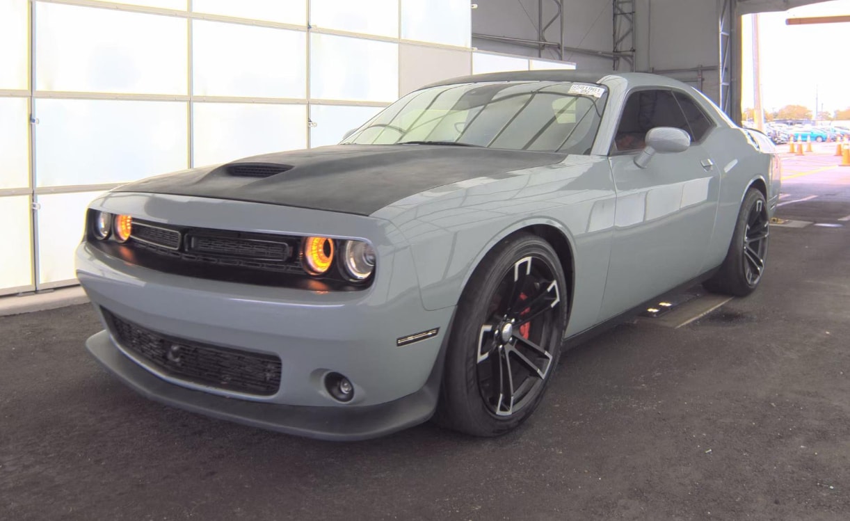 Gray 2022 Dodge Challenger R/T RWD Coupe Rear-Wheel Drive 8-Speed Automatic