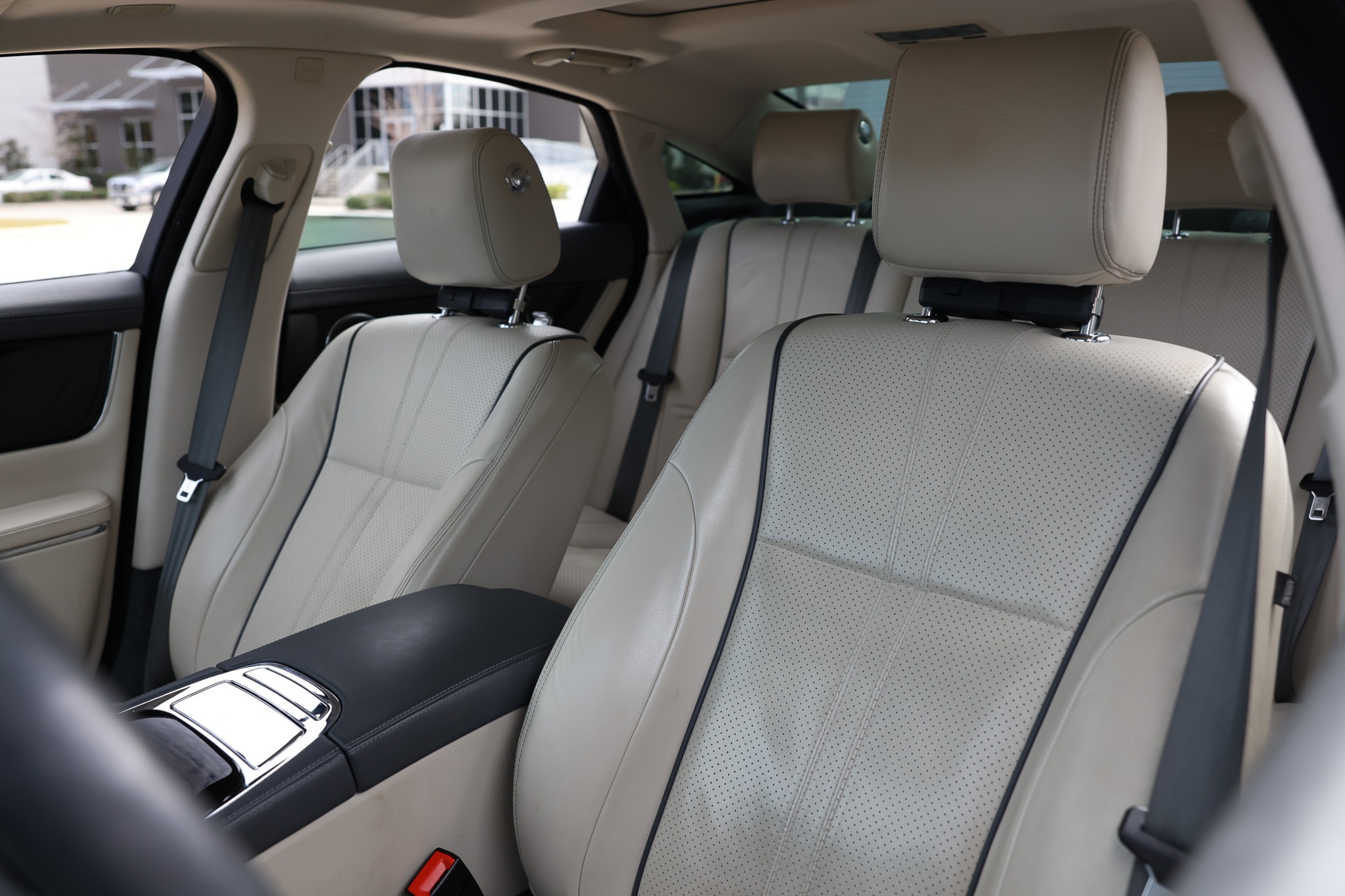 2019 Jaguar XJ R-Sport - Photo 9