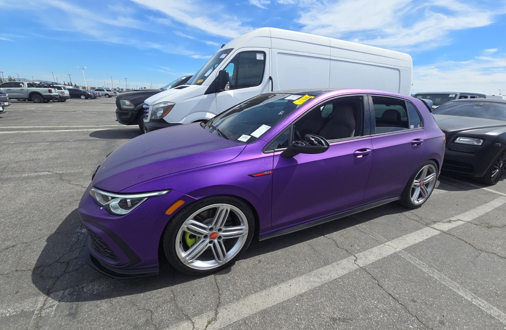 2023 Volkswagen Golf GTI 2.0T SE FWD