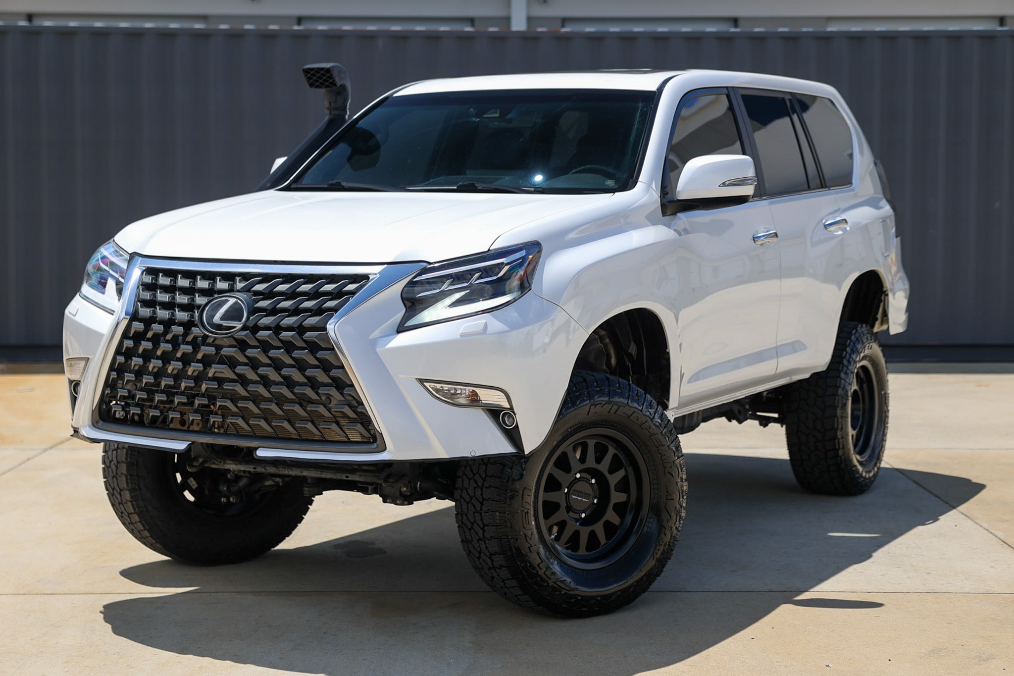 2023 Lexus GX 460 460 PREMIUM's photo