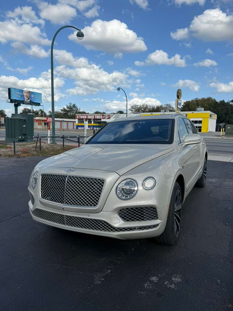 2018 Bentley Bentayga Base