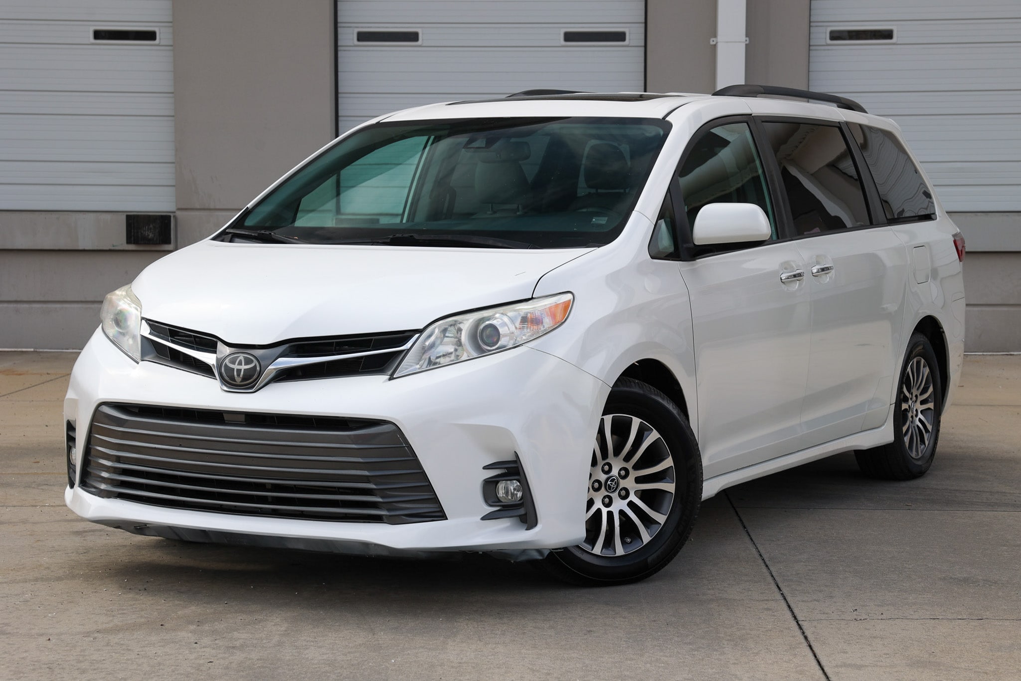 2020 Toyota Sienna XLE