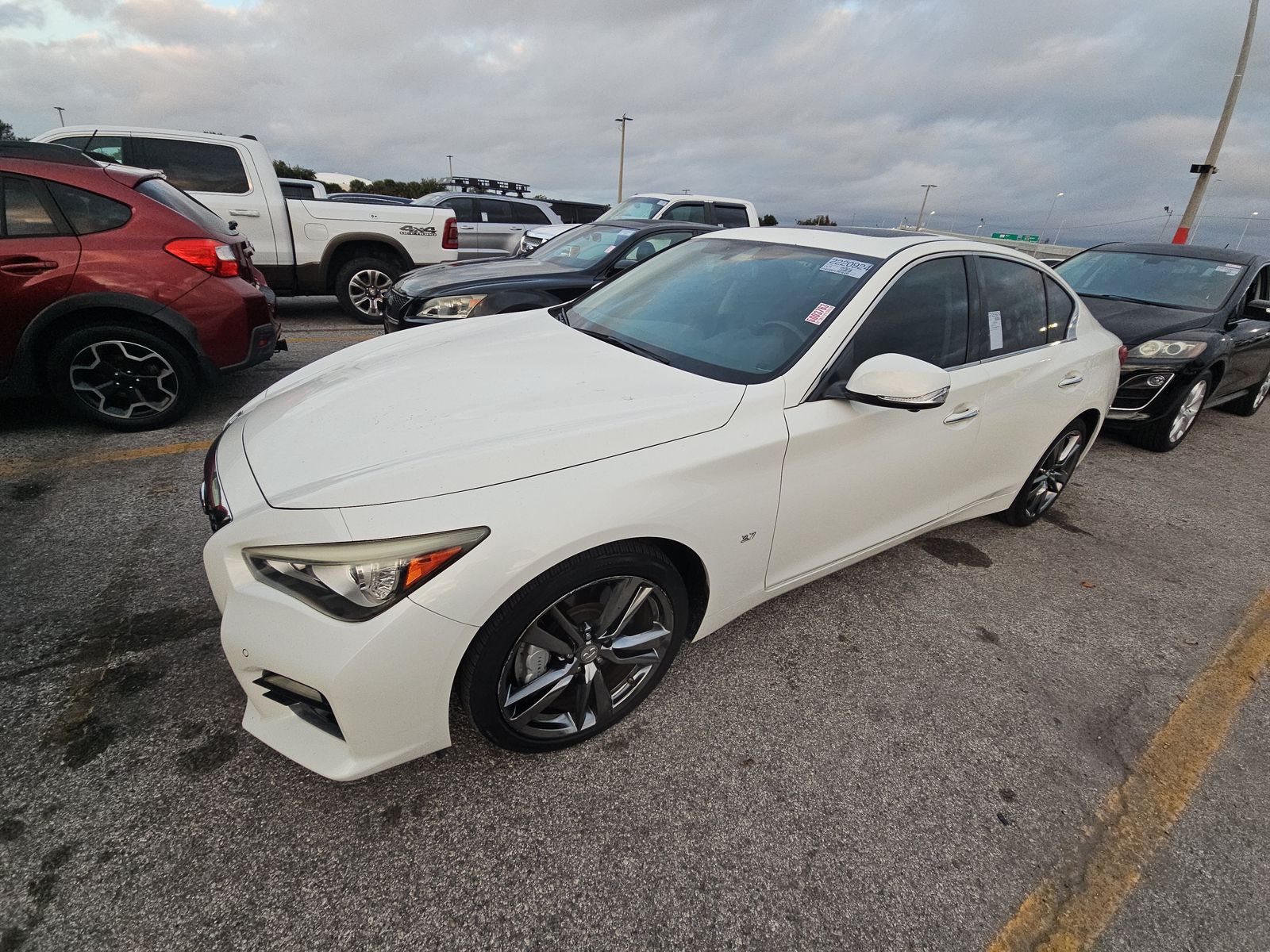 2014 INFINITI Q50's photo
