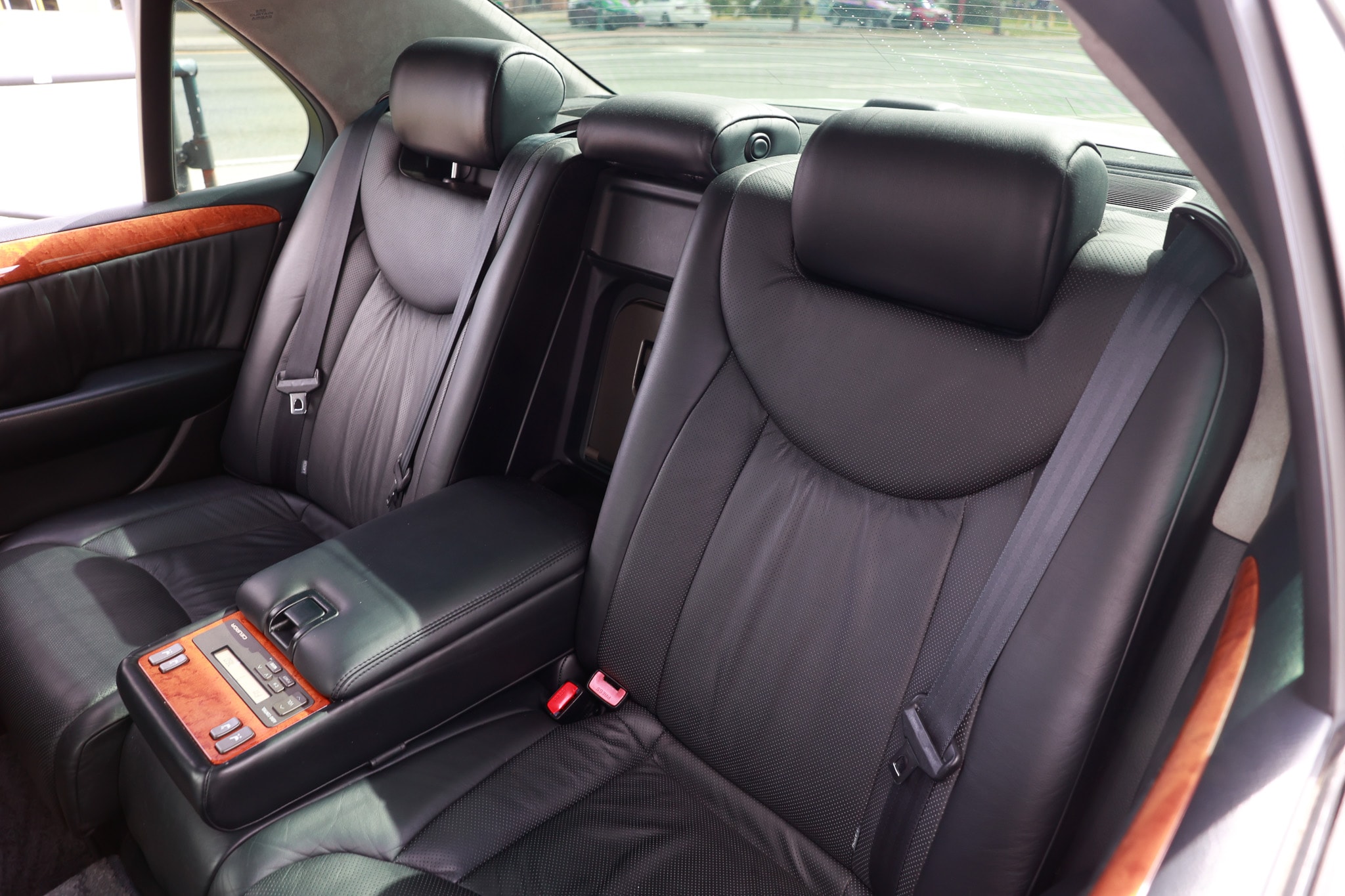 2000 Toyota Celsior JDM car for sale — photo 14 of 25