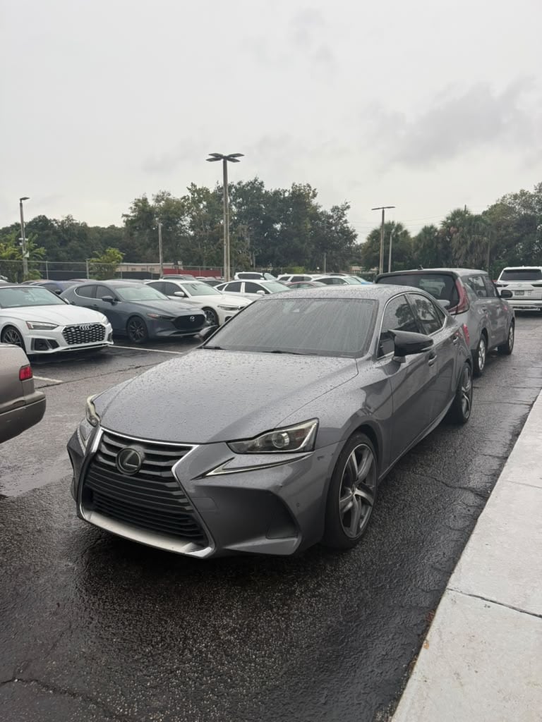 2018 Lexus IS