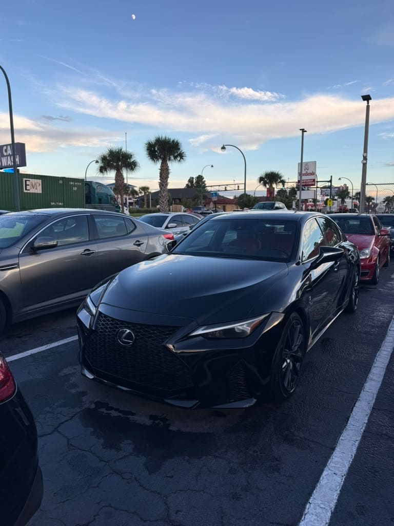 2021 Lexus IS