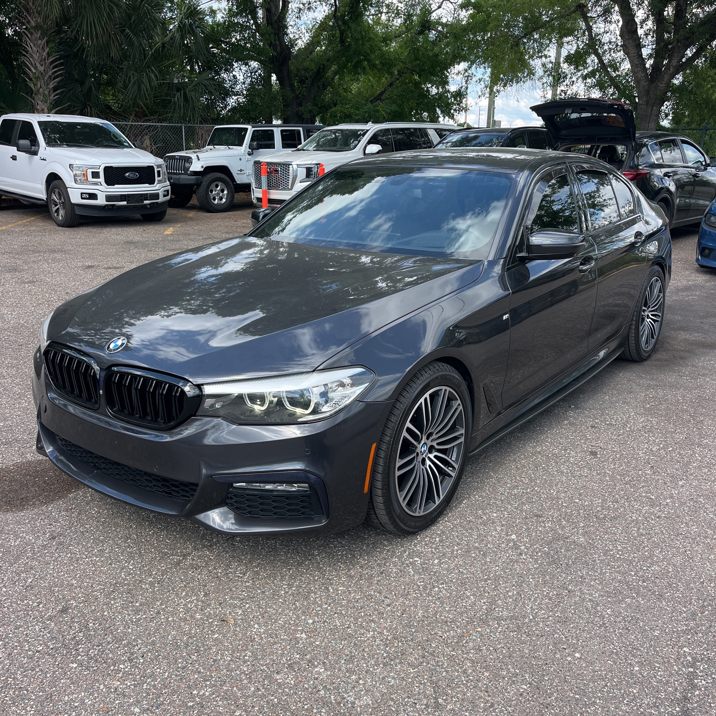 2018 BMW 5 Series 540i xDrive Sedan's photo