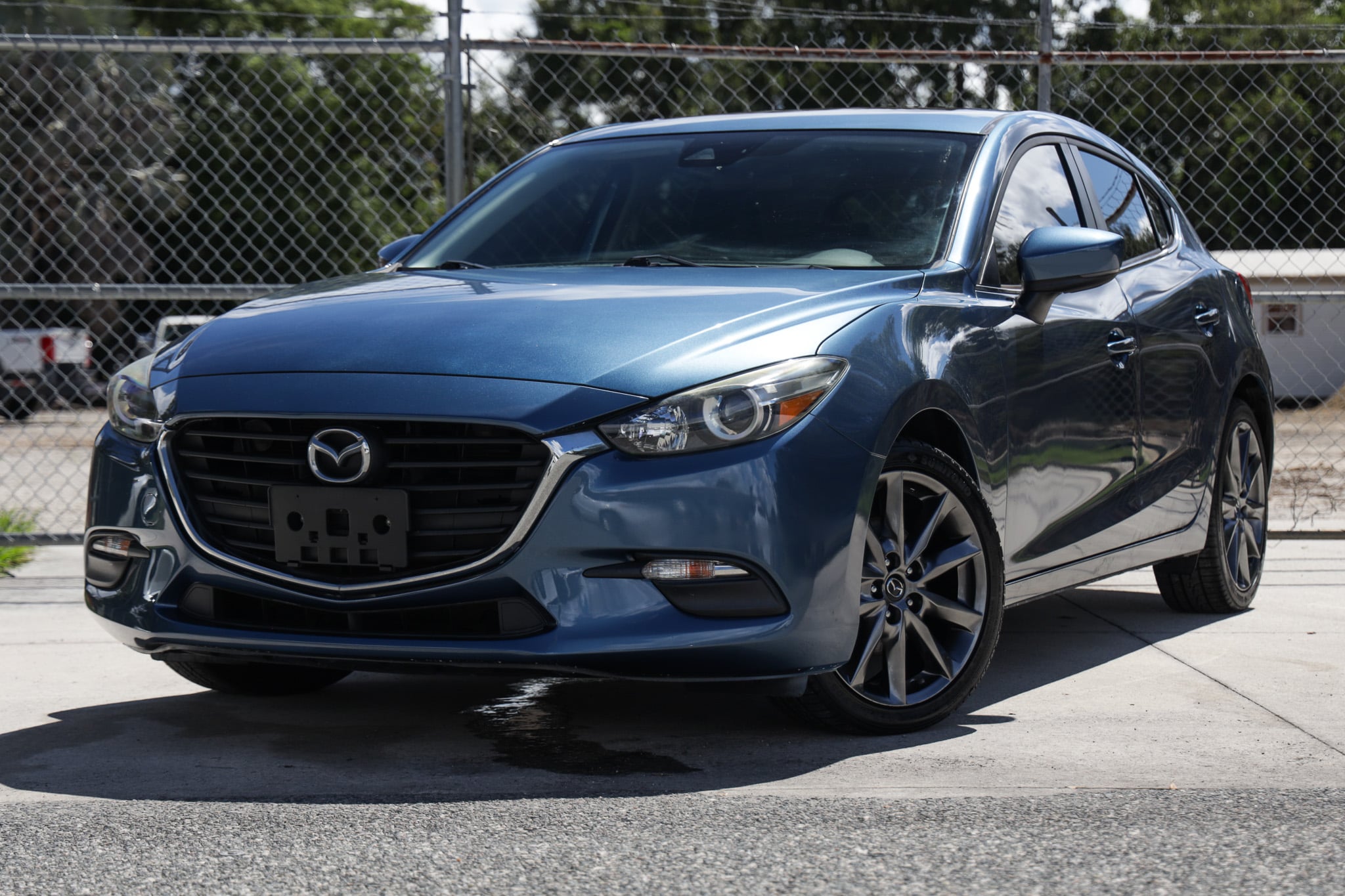 Blue 2018 Mazda MAZDA3 Hatchback Front-Wheel Drive 6-Speed Manual