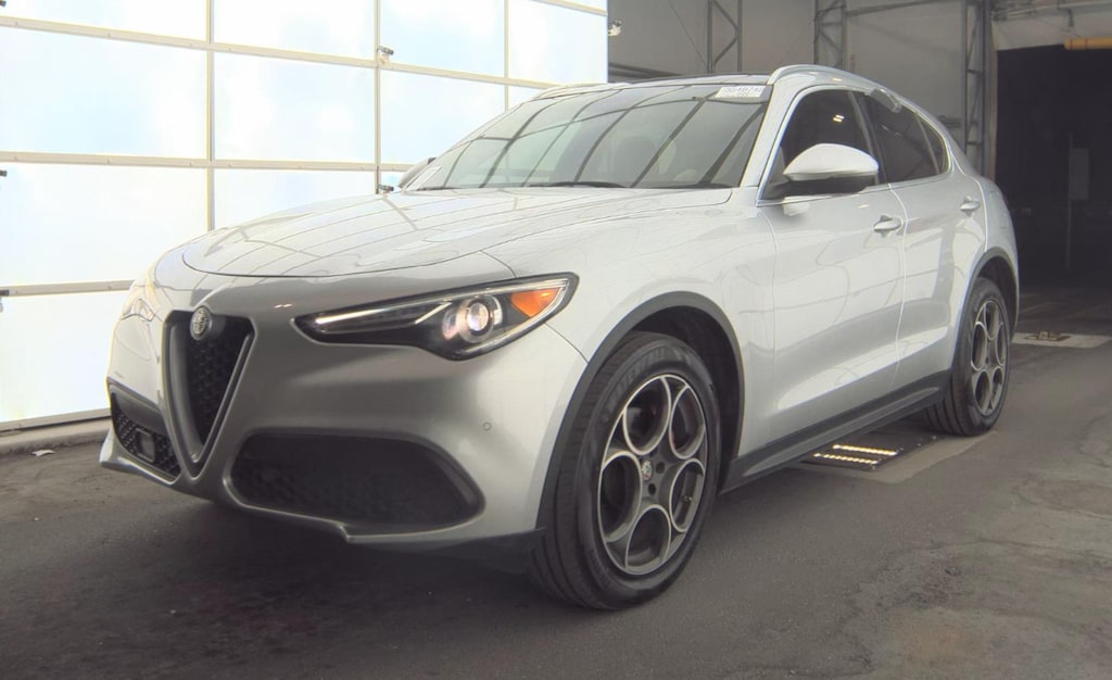 Used 2018 Alfa Romeo Stelvio SUV