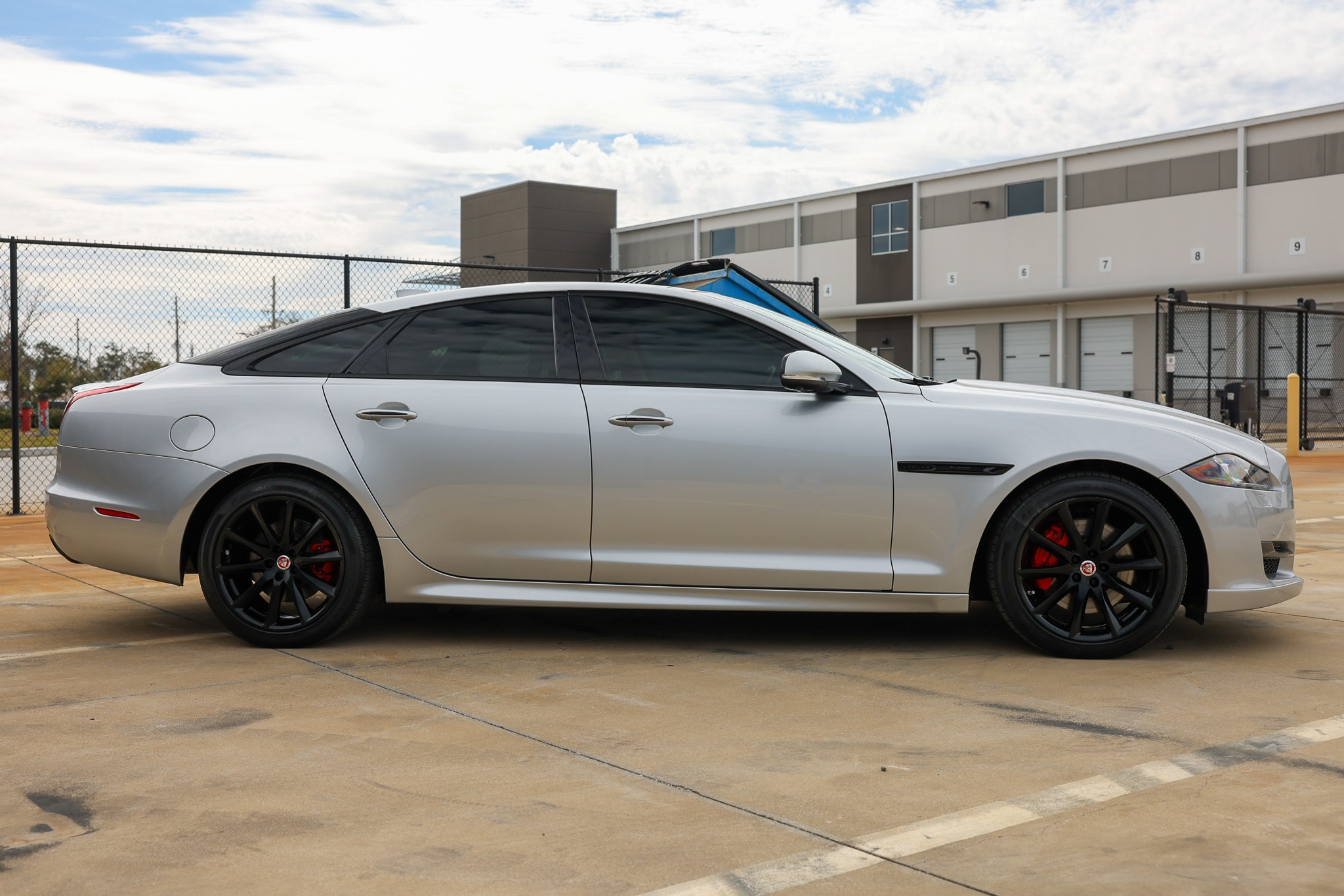 2019 Jaguar XJ R-Sport - Photo 18