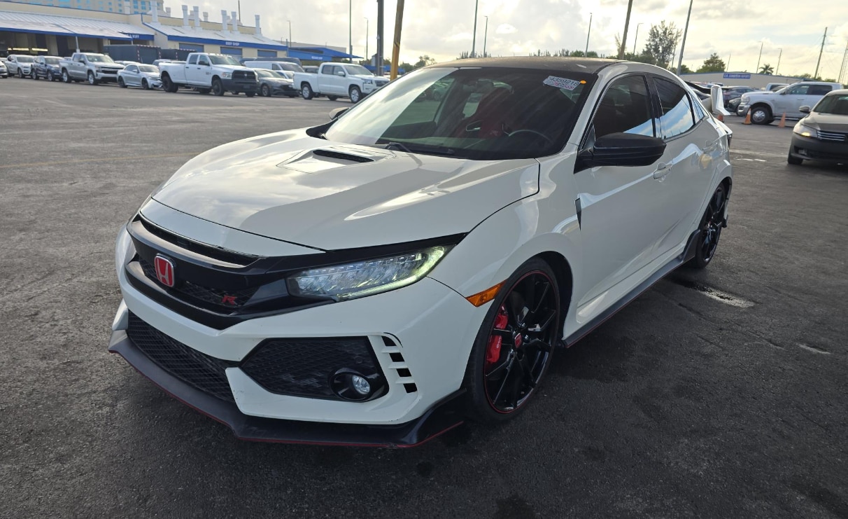 2017 Honda Civic Hatchback Type-R's photo