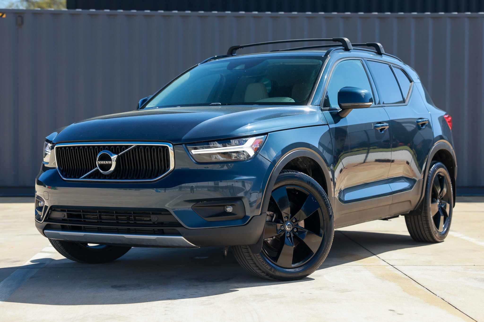 2021 Volvo XC40 T4 Momentum FWD