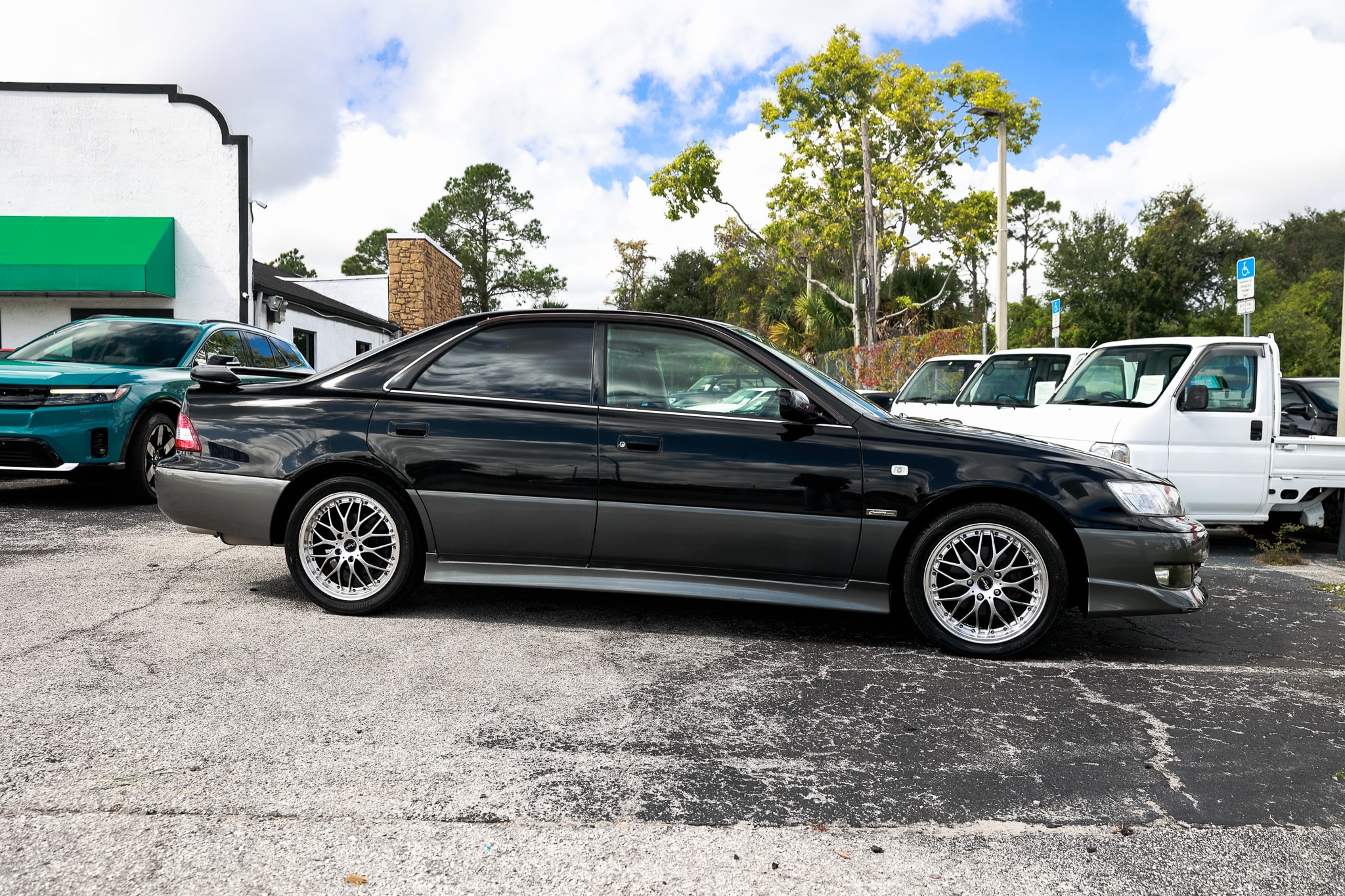 1999 Toyota Windom JDM car for sale — photo 15 of 25