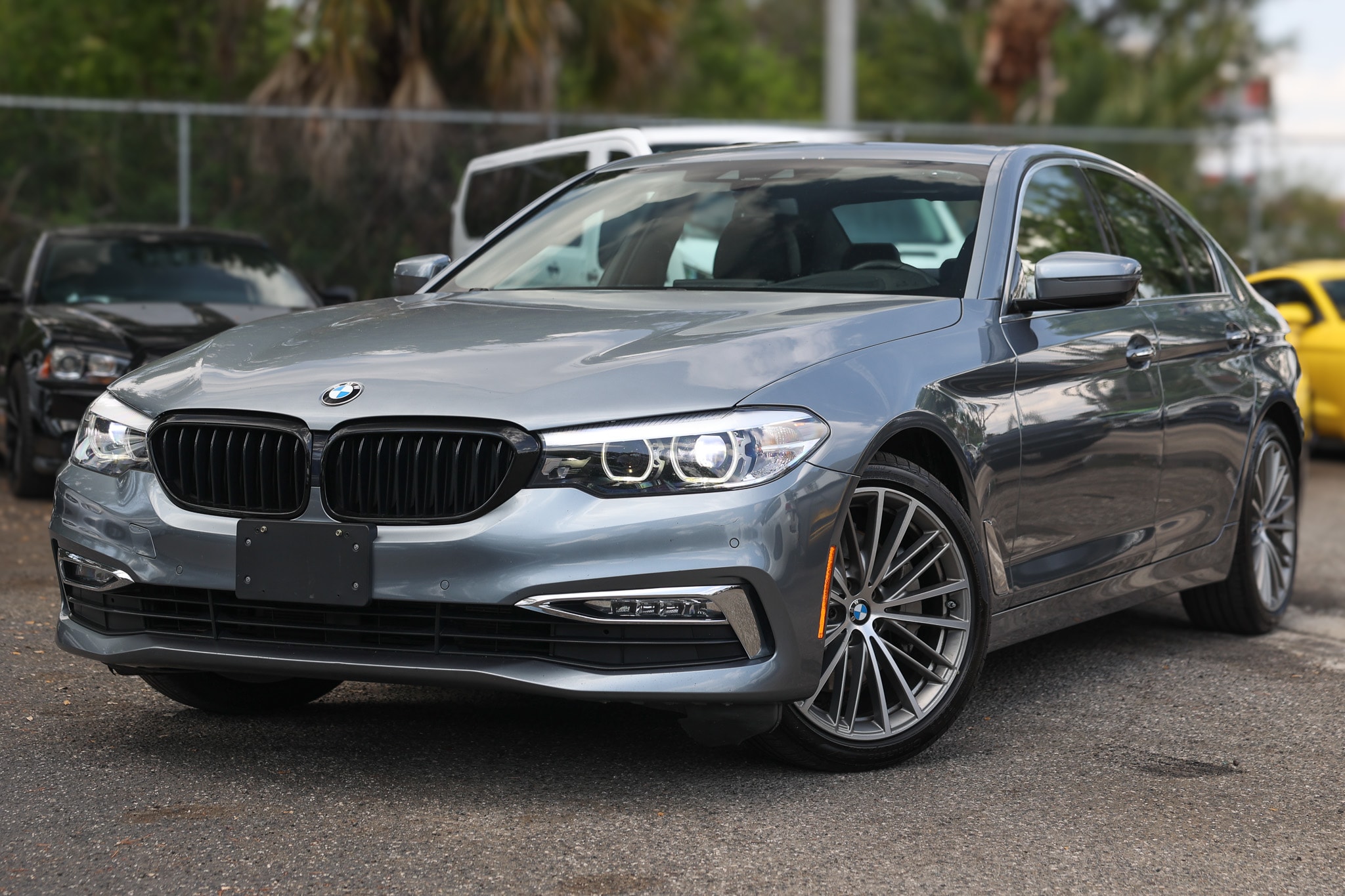 2018 BMW 5 Series 530i Sedan's photo