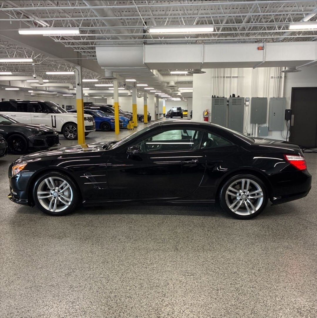 2016 Mercedes Benz SL 400 photo 2